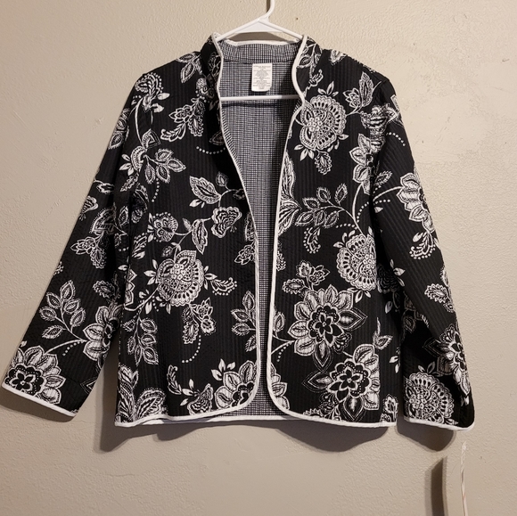 Alfred Dunner Quilted Reversible Jacket - Picture 8 of 8